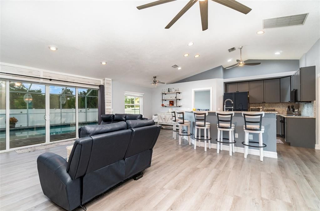 Activo con contrato: $500,000 (3 camas, 2 baños, 1500 Pies cuadrados)