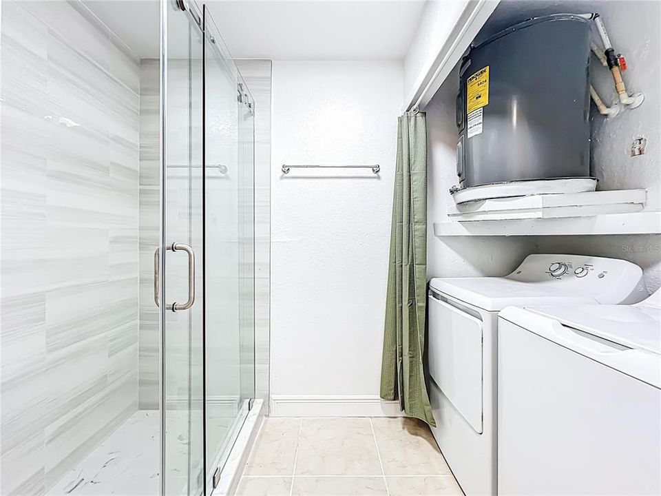 Active With Contract: $299,000 (3 beds, 2 baths, 1169 Square Feet)