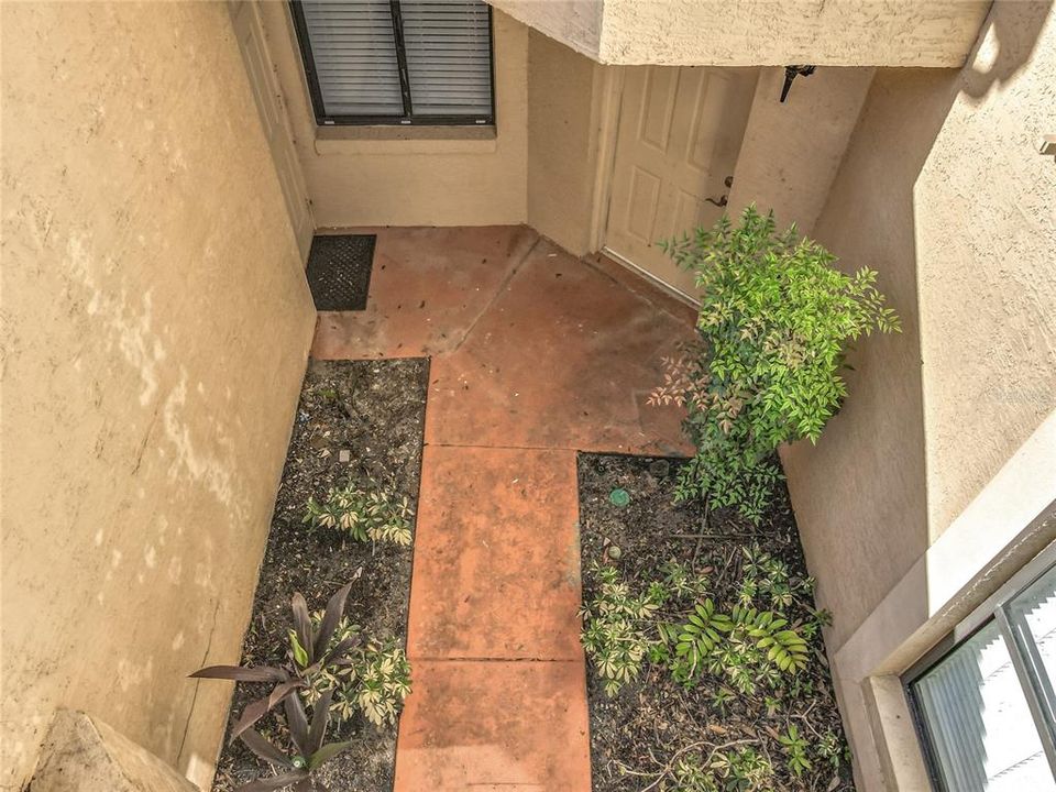 Active With Contract: $299,000 (3 beds, 2 baths, 1169 Square Feet)