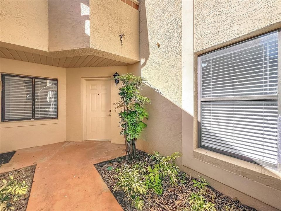 Active With Contract: $299,000 (3 beds, 2 baths, 1169 Square Feet)