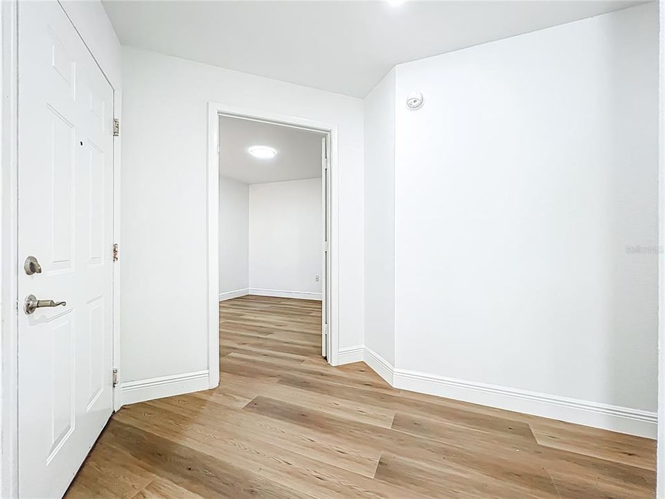 Active With Contract: $299,000 (3 beds, 2 baths, 1169 Square Feet)