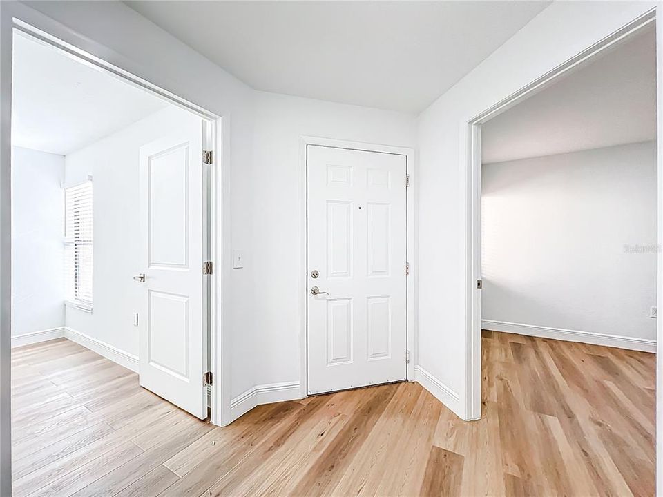 Active With Contract: $299,000 (3 beds, 2 baths, 1169 Square Feet)