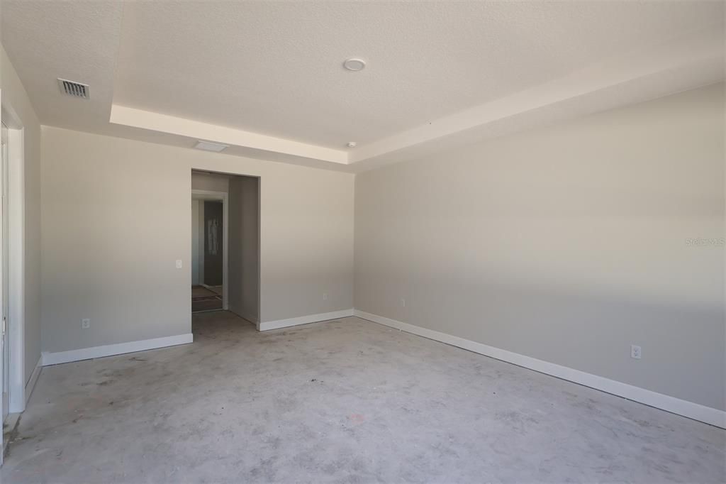 For Sale: $931,990 (5 beds, 4 baths, 3978 Square Feet)