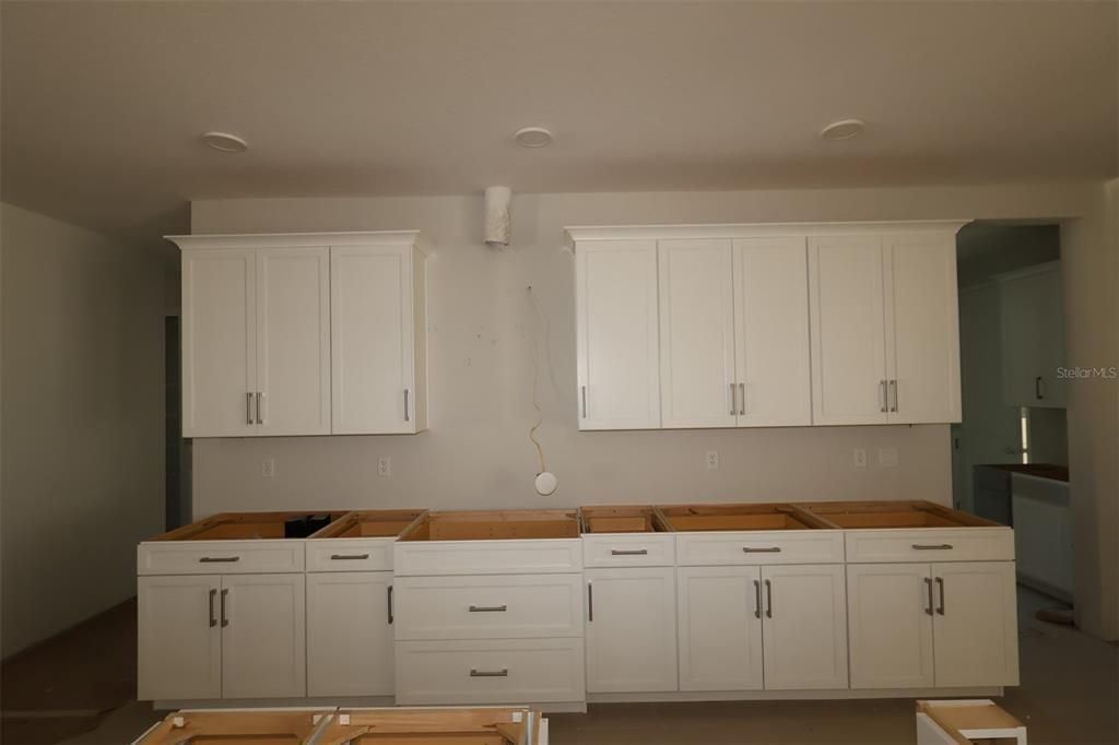 For Sale: $931,990 (5 beds, 4 baths, 3978 Square Feet)