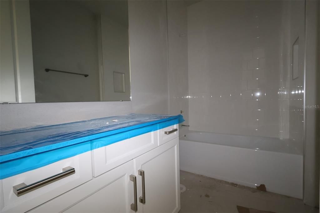 For Sale: $931,990 (5 beds, 4 baths, 3978 Square Feet)