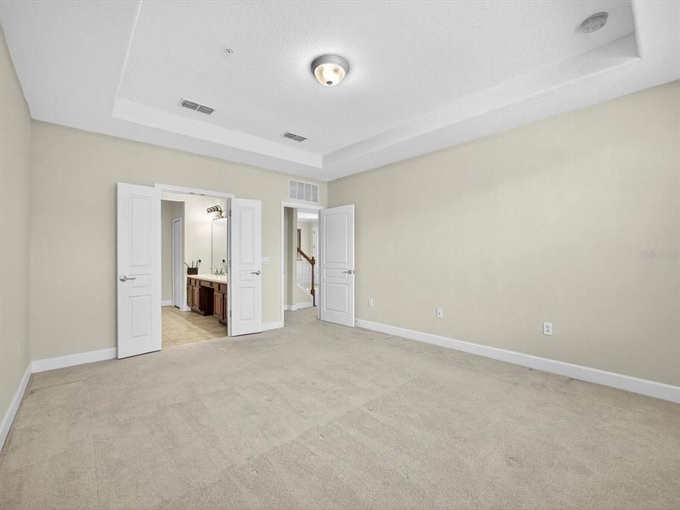 На продажу: $375,000 (3 спален, 2 ванн, 2402 Квадратных фут)