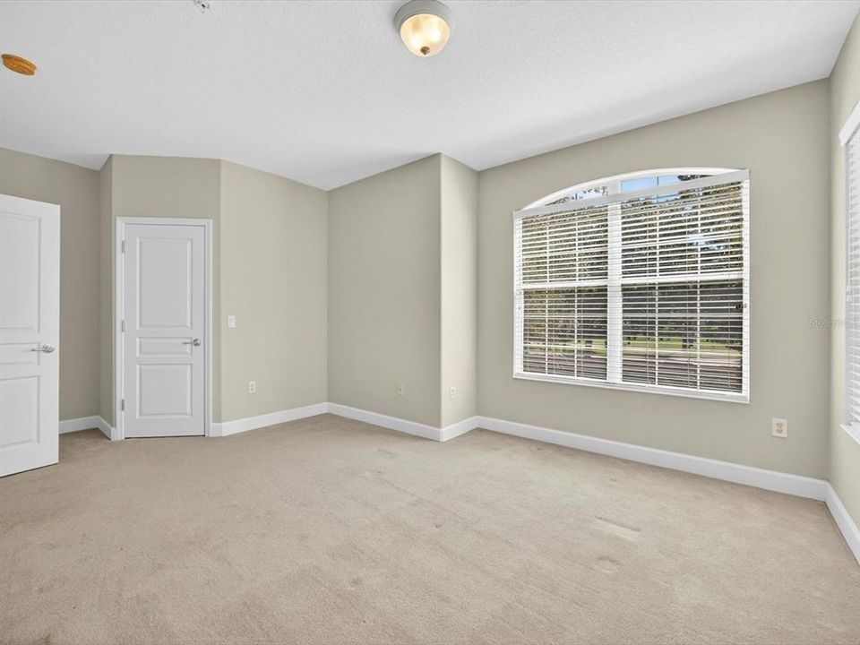 На продажу: $375,000 (3 спален, 2 ванн, 2402 Квадратных фут)