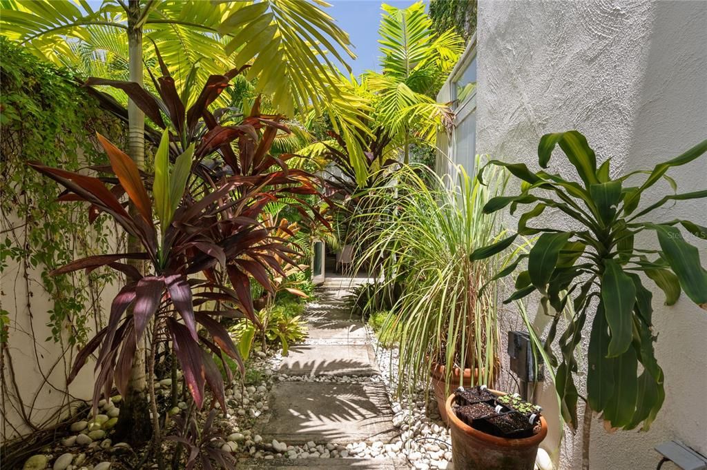 待售: $5,995,000 (4 贝兹, 5 浴室, 3973 平方英尺)