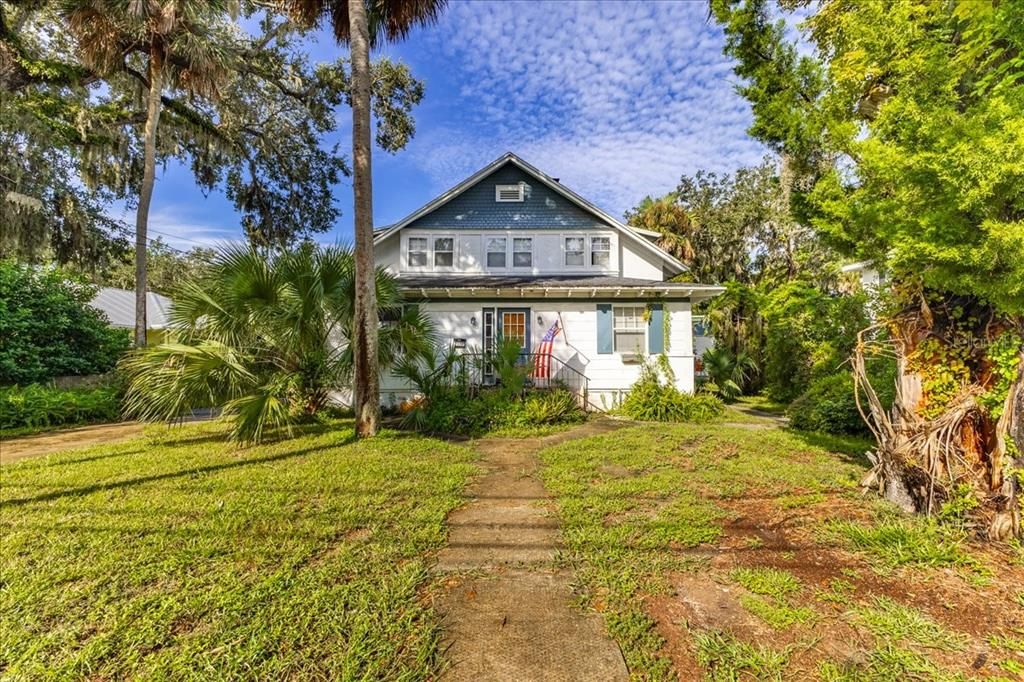 En Venta: $450,000 (0.28 acres)