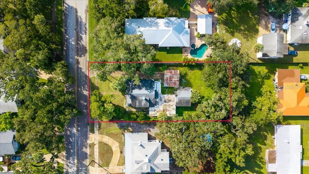 En Venta: $450,000 (0.28 acres)