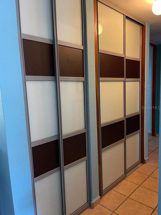 出租: $1,600 (3 贝兹, 2 浴室, 1200 平方英尺)