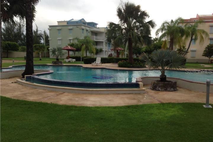 出租: $1,600 (3 贝兹, 2 浴室, 1200 平方英尺)