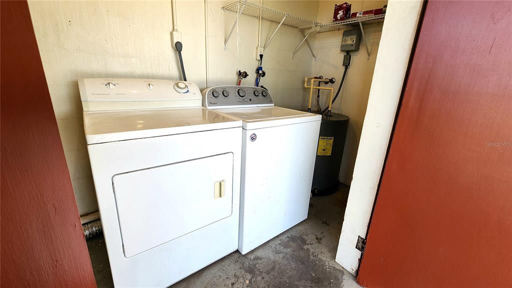 For Rent: $1,595 (2 beds, 1 baths, 875 Square Feet)