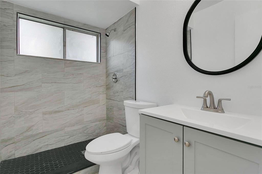 For Sale: $315,000 (3 beds, 2 baths, 1238 Square Feet)