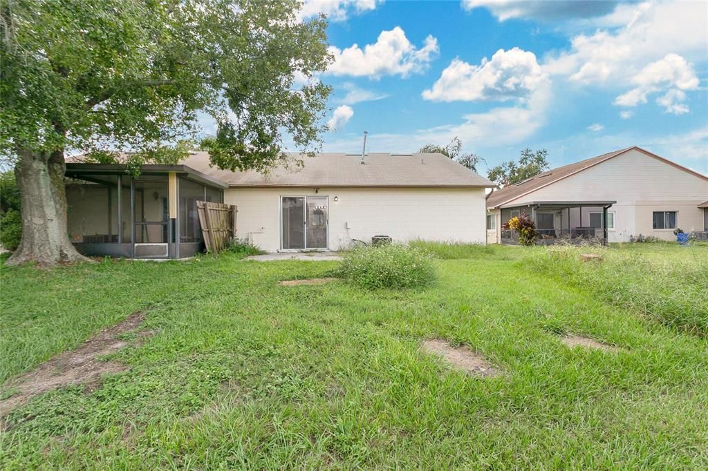 For Sale: $315,000 (3 beds, 2 baths, 1238 Square Feet)