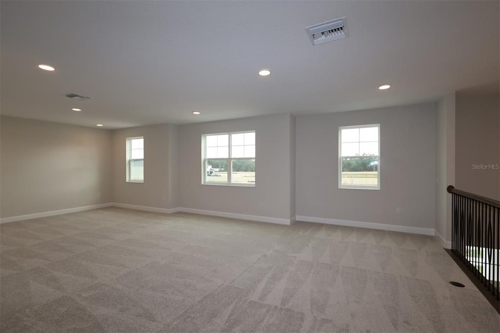 For Sale: $1,001,990 (5 beds, 5 baths, 4977 Square Feet)