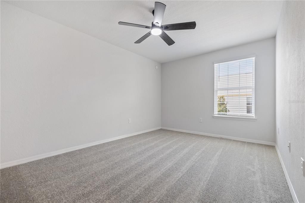 Active With Contract: $260,000 (3 beds, 2 baths, 1810 Square Feet)