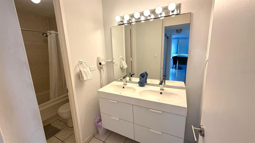 На продажу: $475,000 (1 спален, 1 ванн, 833 Квадратных фут)