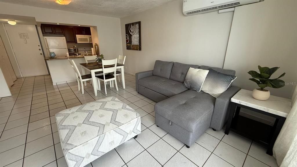 На продажу: $475,000 (1 спален, 1 ванн, 833 Квадратных фут)