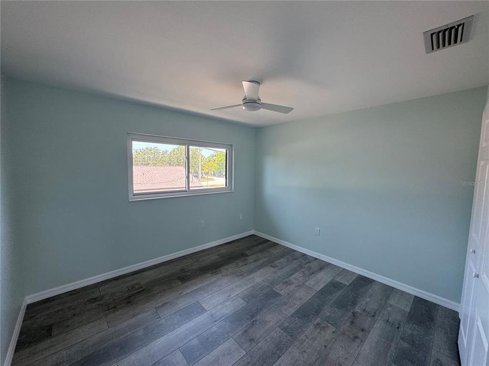 出租: $1,750 (2 贝兹, 1 浴室, 707 平方英尺)