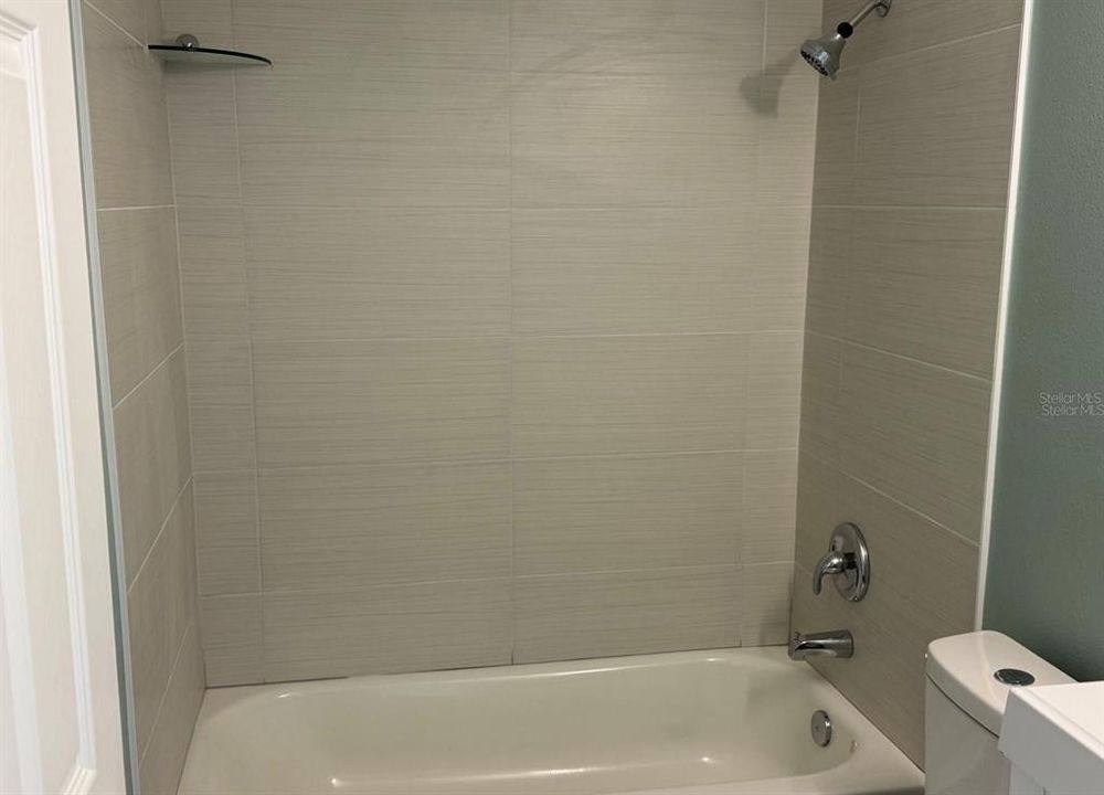 出租: $1,750 (2 贝兹, 1 浴室, 707 平方英尺)