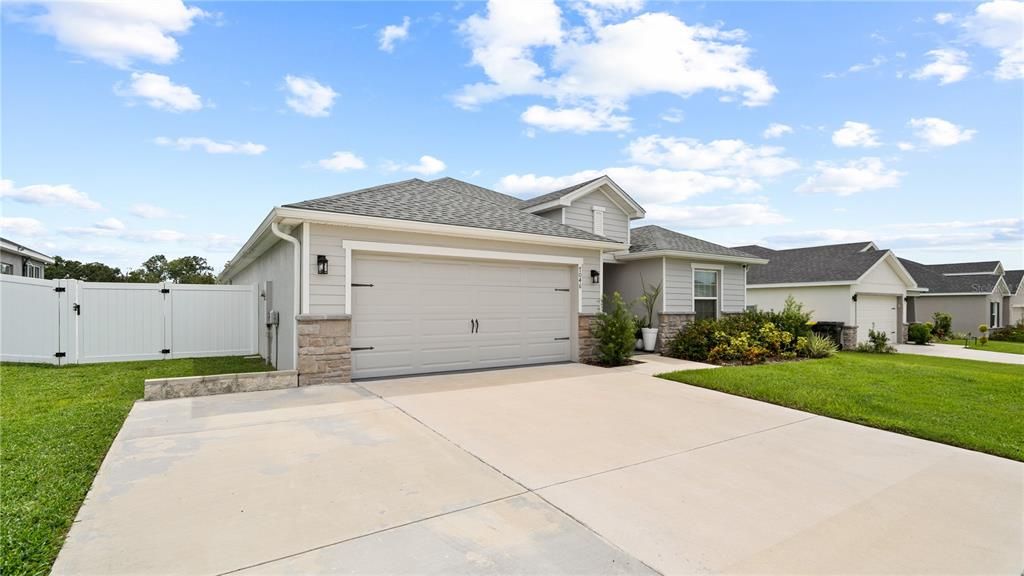 En Venta: $438,000 (4 camas, 2 baños, 2046 Pies cuadrados)