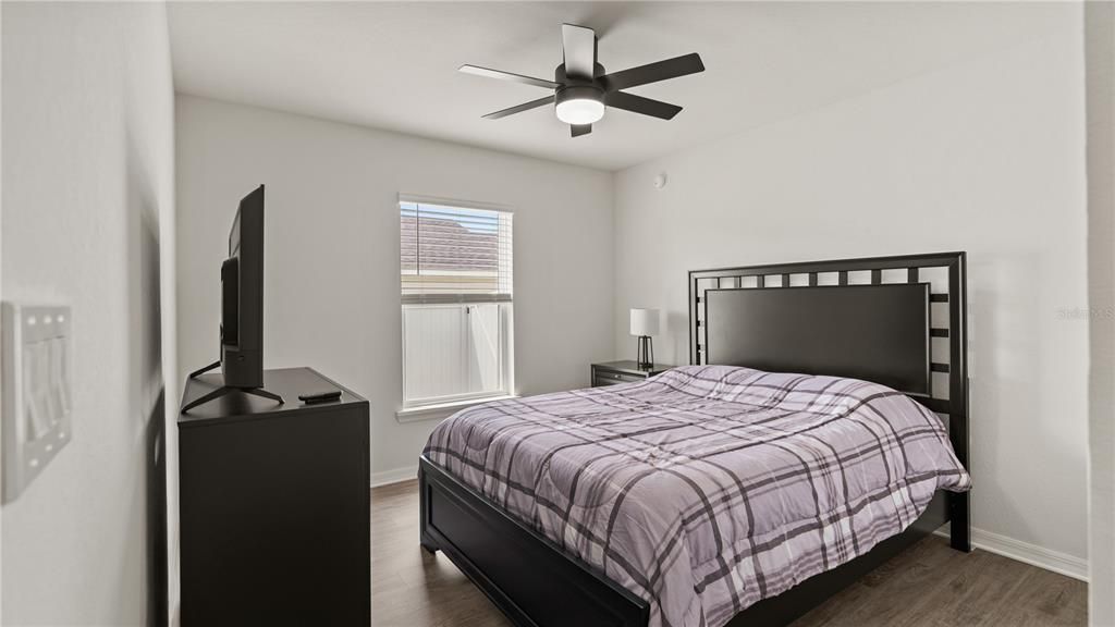 En Venta: $438,000 (4 camas, 2 baños, 2046 Pies cuadrados)