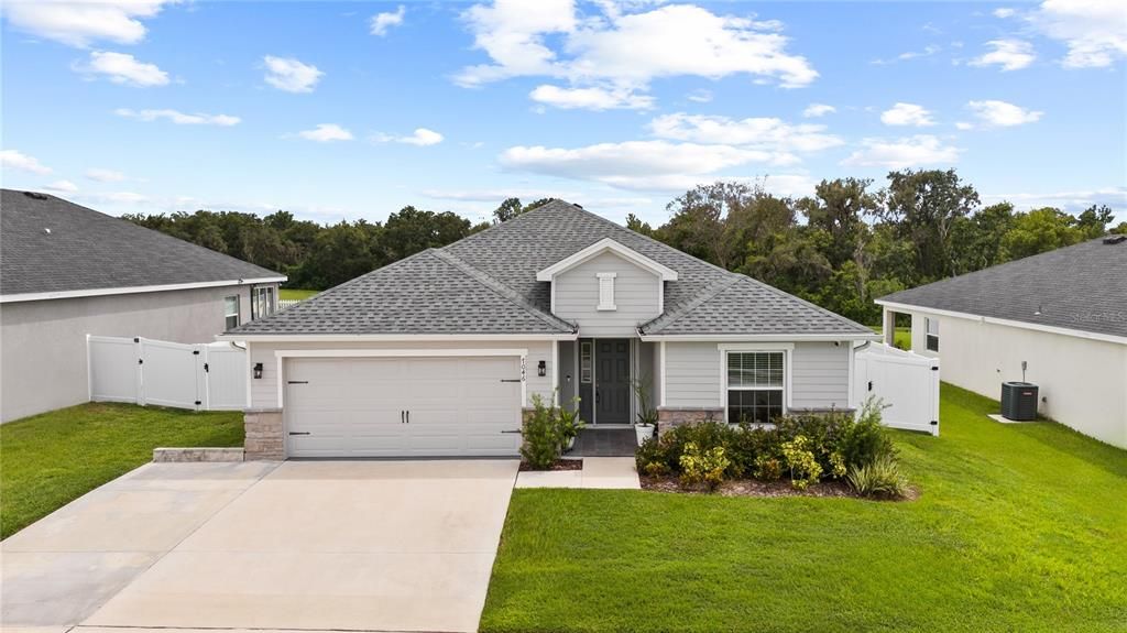 En Venta: $438,000 (4 camas, 2 baños, 2046 Pies cuadrados)