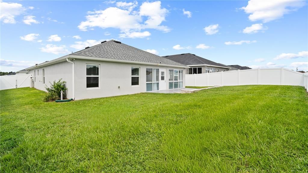 En Venta: $438,000 (4 camas, 2 baños, 2046 Pies cuadrados)