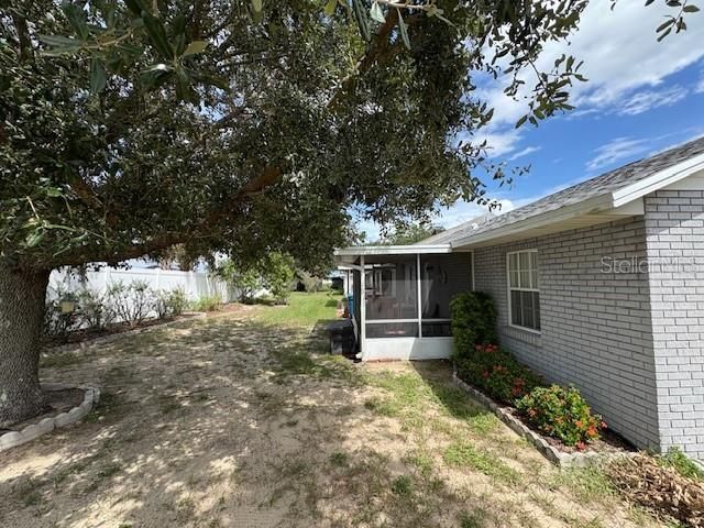 待售: $149,900 (2 贝兹, 2 浴室, 858 平方英尺)