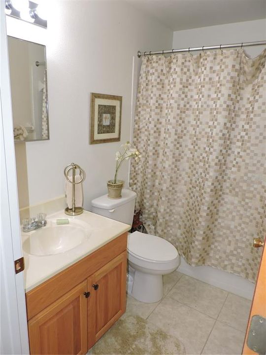 待售: $149,900 (2 贝兹, 2 浴室, 858 平方英尺)