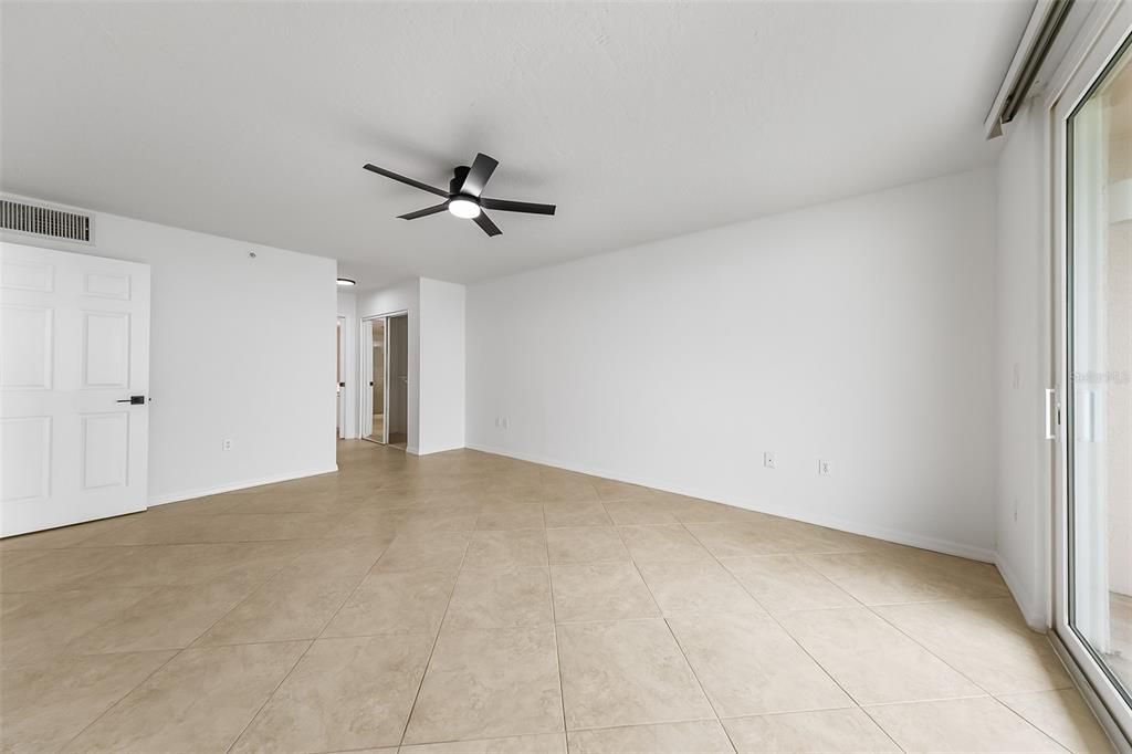 待售: $649,900 (2 贝兹, 2 浴室, 1608 平方英尺)