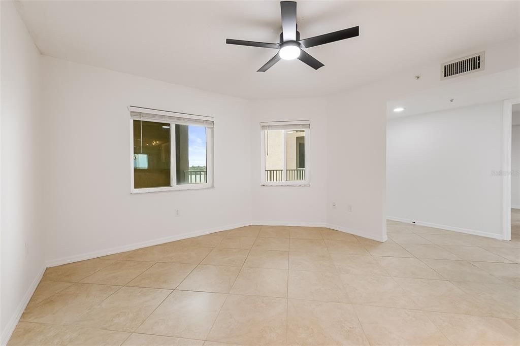 待售: $649,900 (2 贝兹, 2 浴室, 1608 平方英尺)