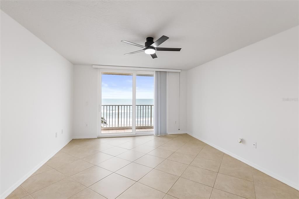 待售: $649,900 (2 贝兹, 2 浴室, 1608 平方英尺)