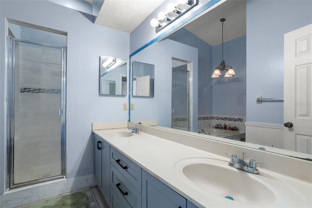 На продажу: $415,000 (2 спален, 2 ванн, 1650 Квадратных фут)