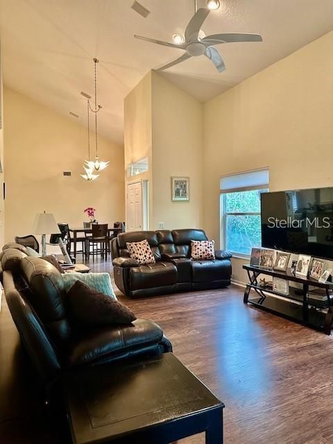 For Sale: $350,000 (3 beds, 2 baths, 2198 Square Feet)