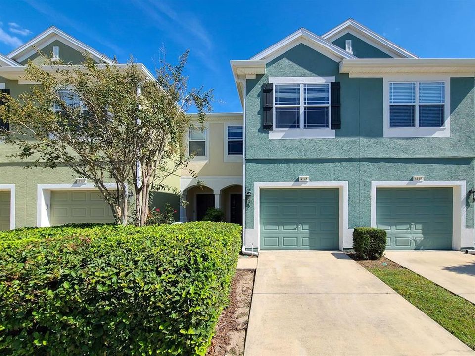 Recently Rented: $1,400 (3 beds, 2 baths, 1584 Square Feet)