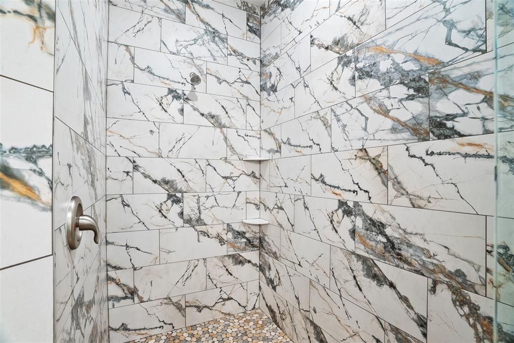 For Sale: $1,174,000 (6 beds, 3 baths, 2522 Square Feet)