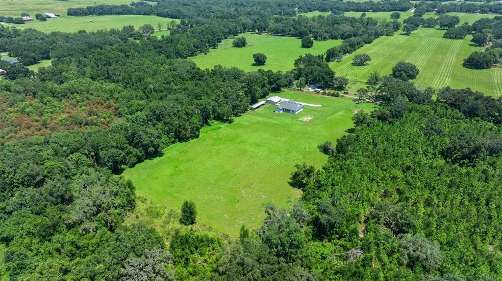 For Sale: $1,174,000 (6 beds, 3 baths, 2522 Square Feet)