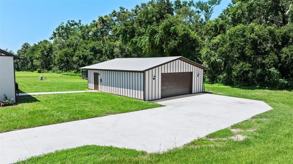 For Sale: $1,174,000 (6 beds, 3 baths, 2522 Square Feet)