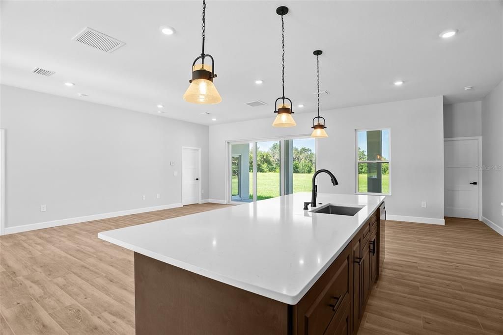 For Sale: $1,174,000 (6 beds, 3 baths, 2522 Square Feet)