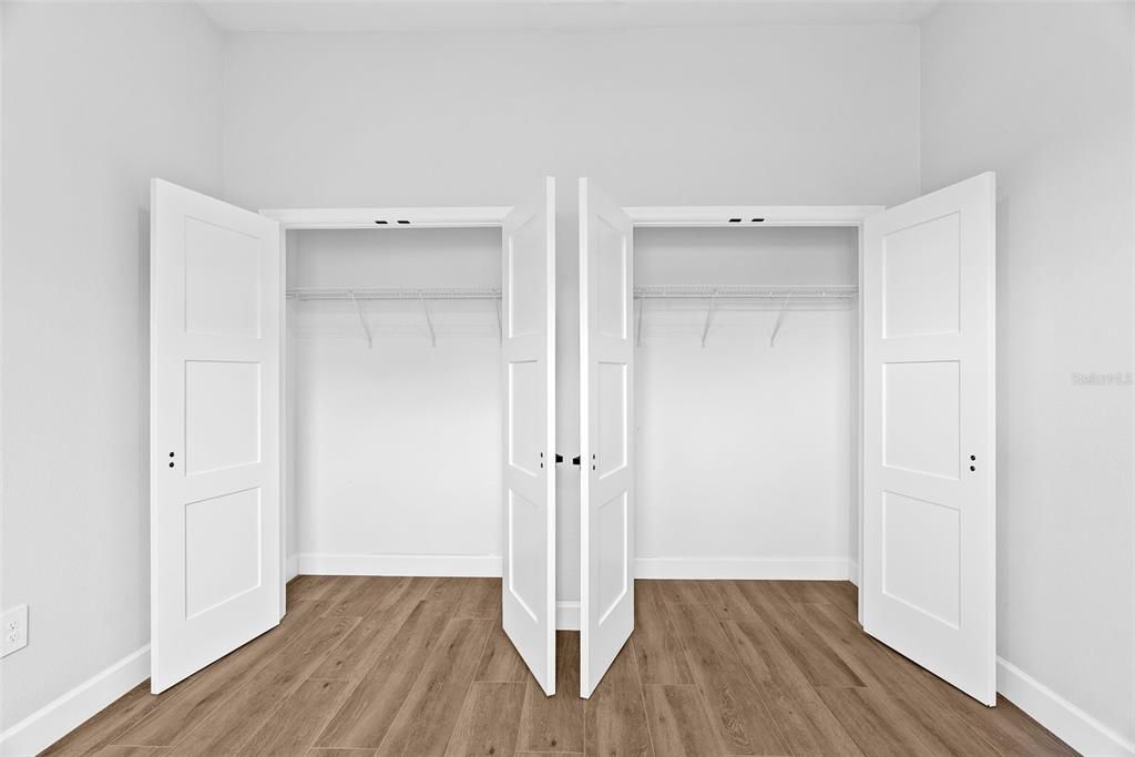 For Sale: $1,174,000 (6 beds, 3 baths, 2522 Square Feet)