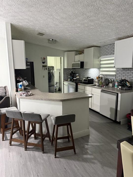 For Sale: $170,000 (3 beds, 2 baths, 1512 Square Feet)