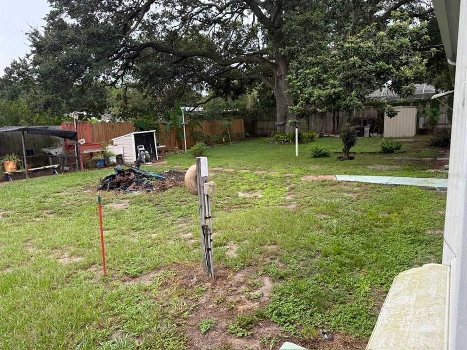 For Sale: $170,000 (3 beds, 2 baths, 1512 Square Feet)