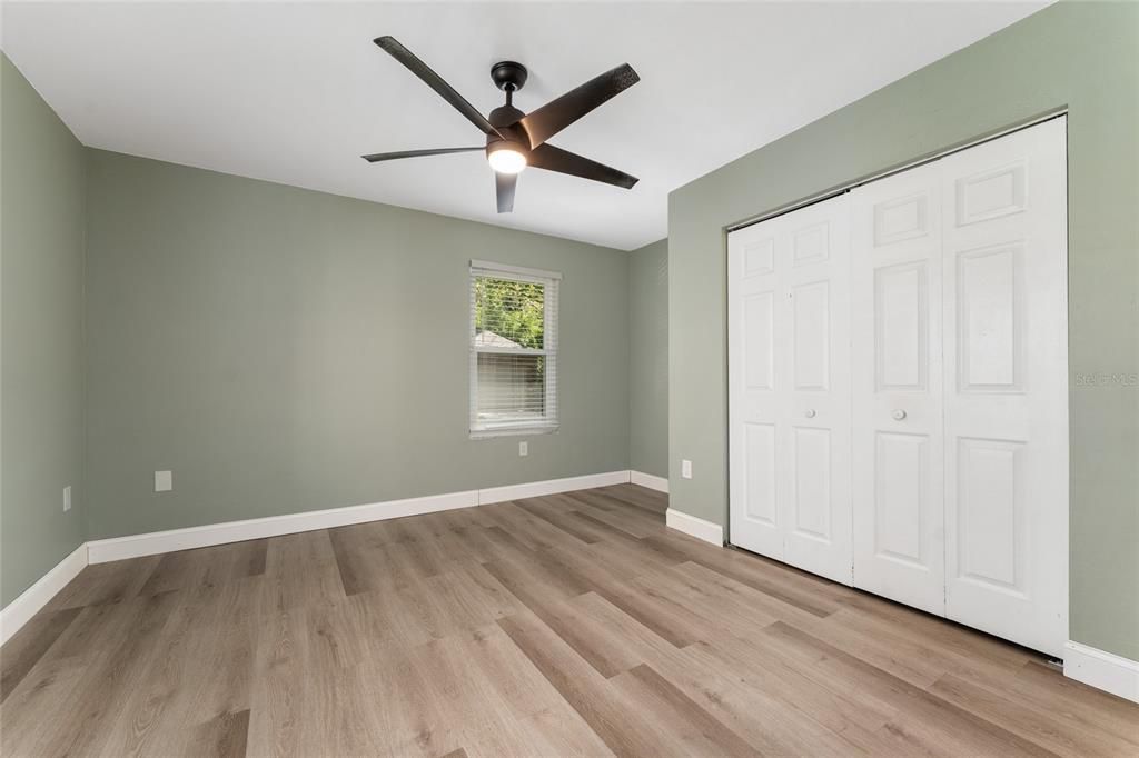 Active With Contract: $195,000 (2 beds, 2 baths, 1203 Square Feet)