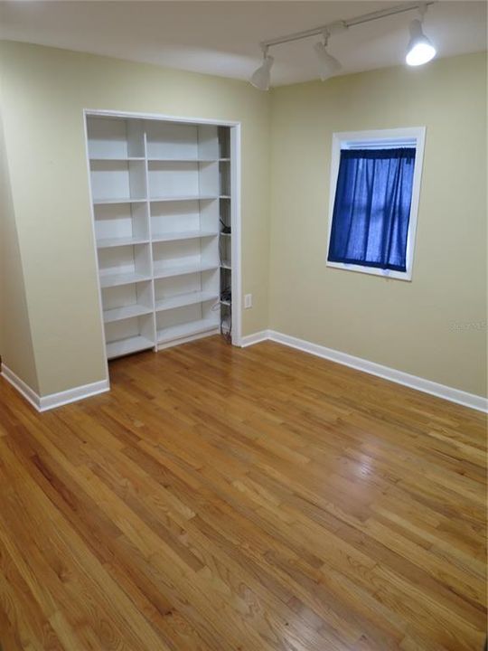 En Venta: $695,500 (0 camas, 0 baños, 1656 Pies cuadrados)