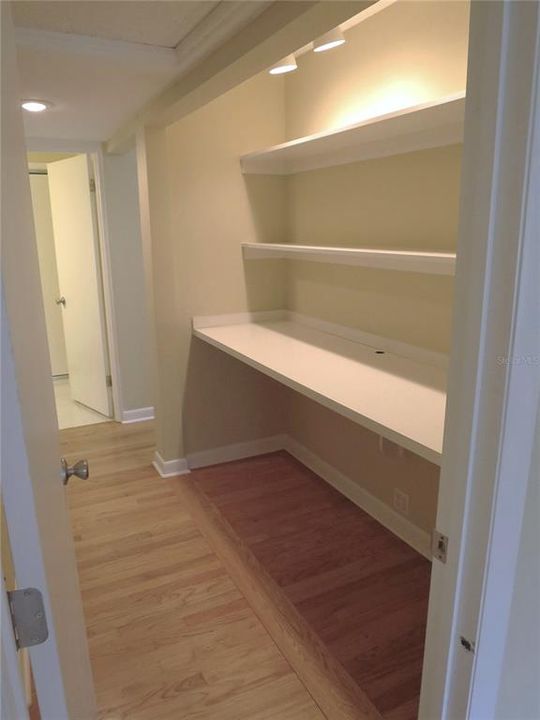 En Venta: $695,500 (0 camas, 0 baños, 1656 Pies cuadrados)