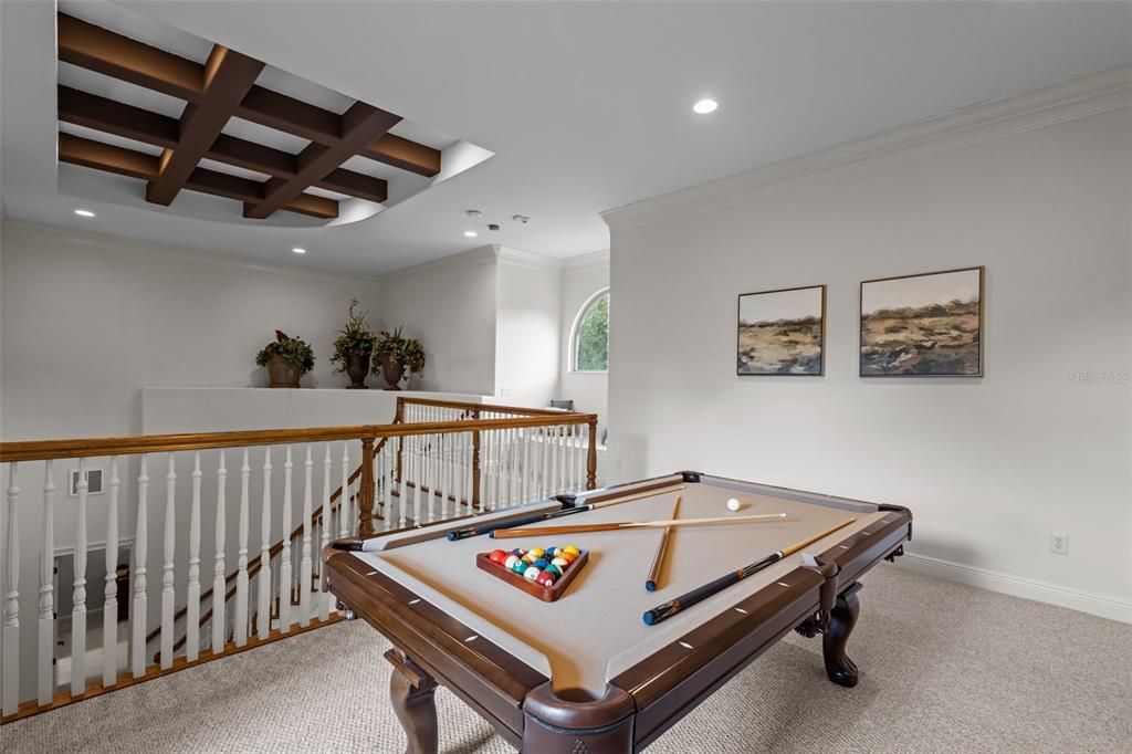 For Sale: $1,275,000 (6 beds, 4 baths, 4250 Square Feet)