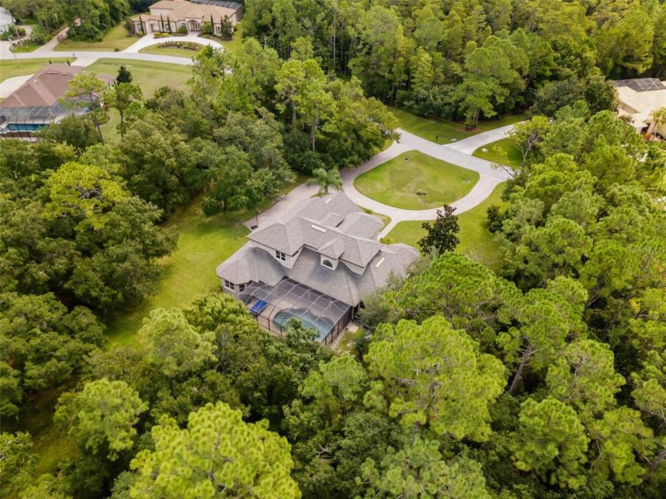 For Sale: $1,275,000 (6 beds, 4 baths, 4250 Square Feet)