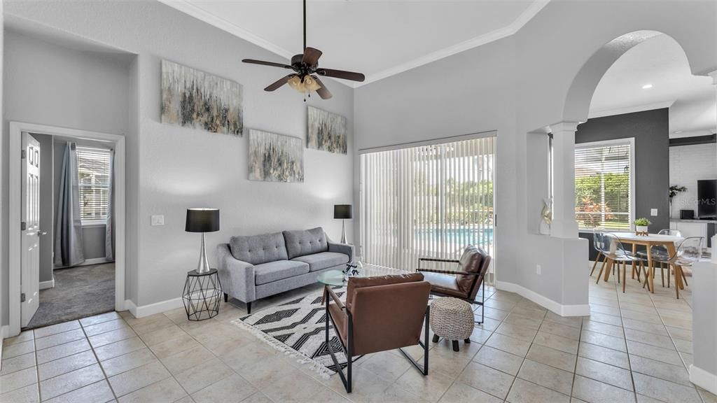 На продажу: $469,000 (4 спален, 3 ванн, 2374 Квадратных фут)